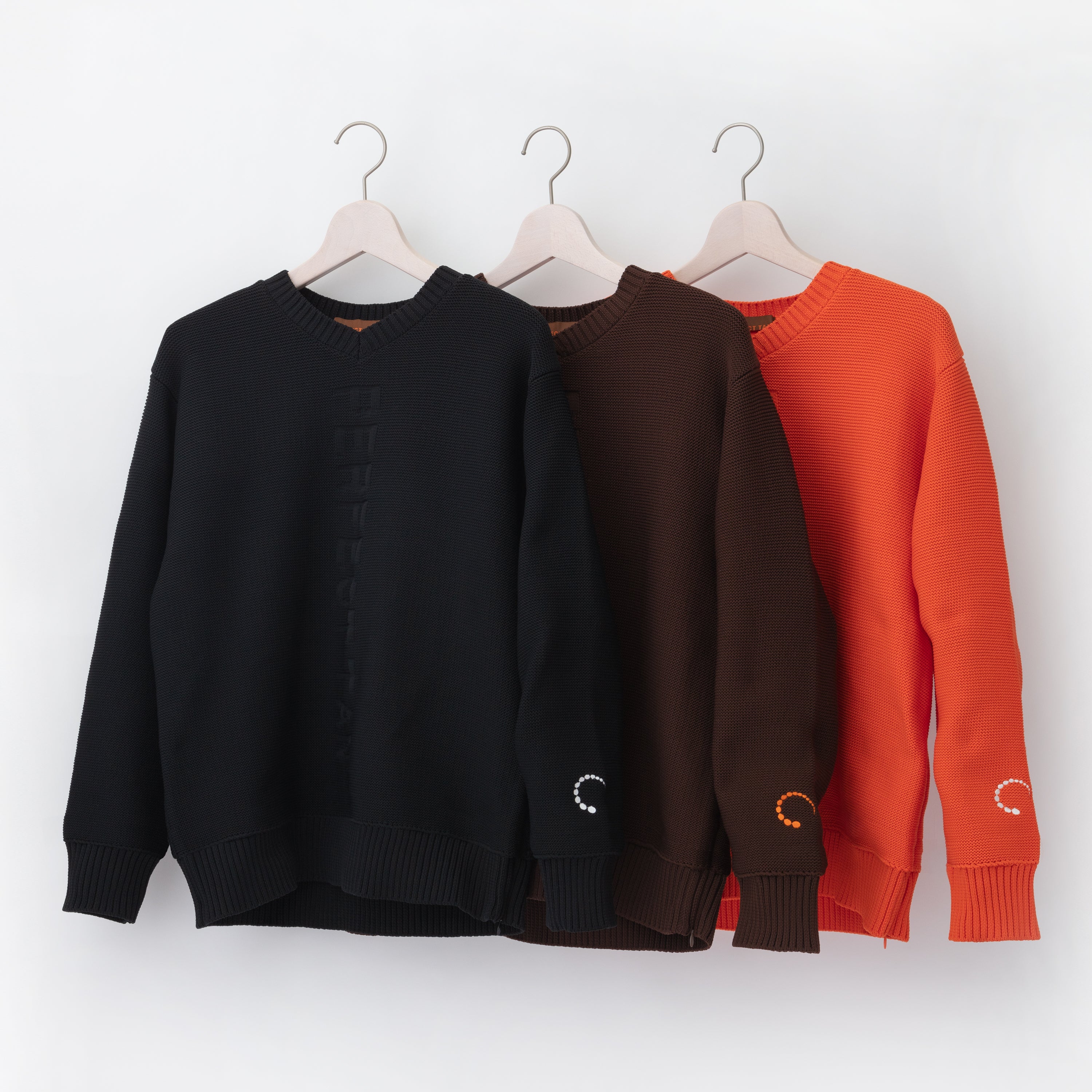 《SALE》FIT TECH 8Gニット 防風トップス〈MENS〉