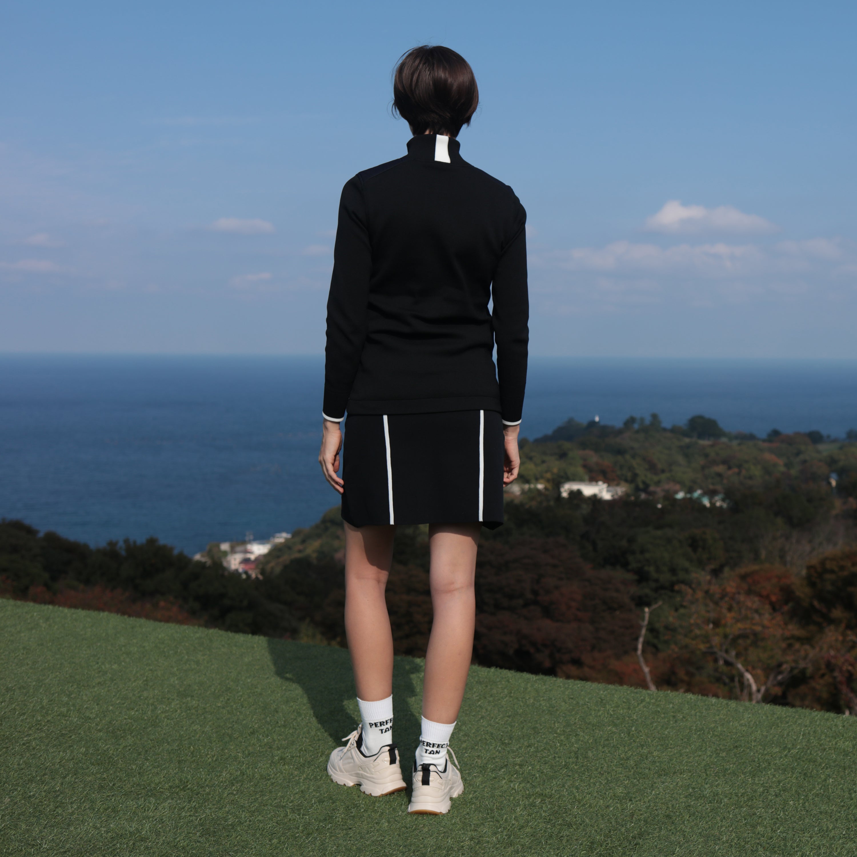 《SALE》ニット×ダウン ジャケット〈WOMENS〉