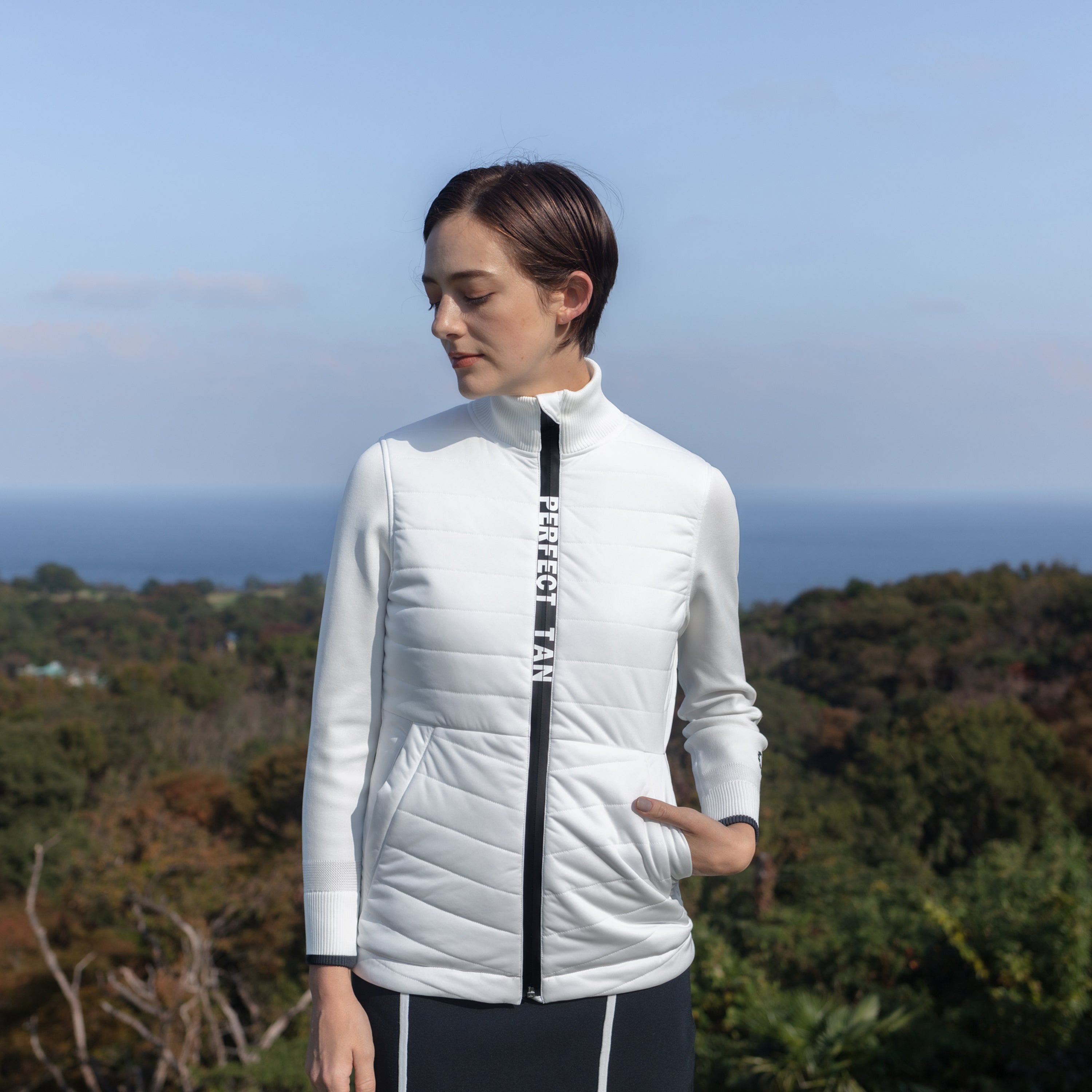 《SALE》ニット×ダウン ジャケット〈WOMENS〉